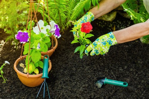 Waste removal and disposal arrangements for gardening work